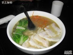 酸菜鱼片面-长寿面(北京西路店)