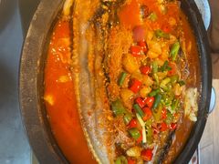 -鸣记脆皮烤鱼·海鲜烤鱼(三八广场店)