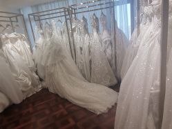 -拉瑞娜LaReine婚纱礼服高级定制