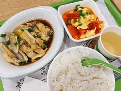 -老乡鸡(亳州路天庆大厦店)