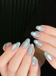 -情同手足美甲美睫