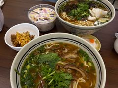 -小马牛肉面·牛骨熬制(南京博物院店)