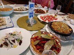 -绍兴鉴湖君澜大酒店