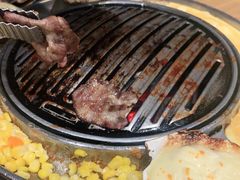 -青瓦炭韩潮烤肉(花园道店)