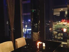-唐拉雅秀酒店-西锦汇空中BBQ·思创餐厅
