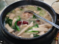 -益百岁牛尾汤主题餐厅(辛庄街店)