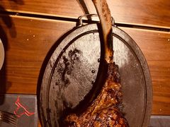 -恰餐厅及酒吧 CHAR Bar & Grill (北京丽都皇冠假日店)