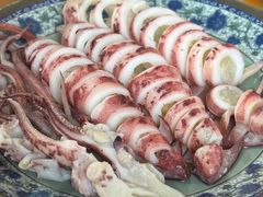 清蒸整鱿鱼-福州人铭小吃