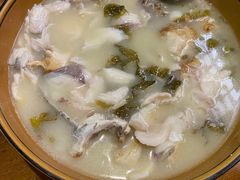 老坛酸菜鱼-老熟人串吧家常菜(旧宫店)