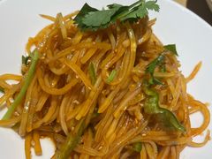 -关东小磨东北菜(上海长风大悦城店)