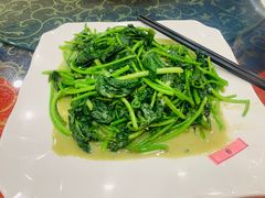 -庭苑美食中心·陈皮烧鹅·海鲜(台山店)