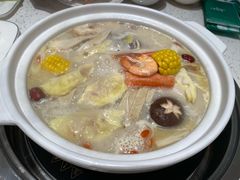 -三人行骨头王火锅(长寿店)