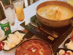 -鲜入围煮花胶鸡海鲜火锅