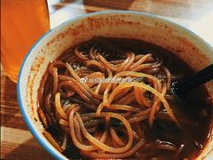 -老字号杨坡红油米线腊汁肉夹馍(东四道巷店)
