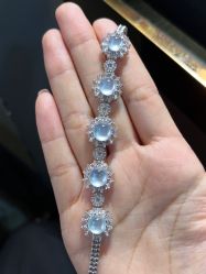 -烨麟黄金珠宝(和胤788广场一楼店)