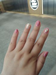 -济南花里美甲美睫