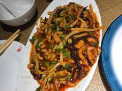 -渝信川菜 · 川味家常菜(长安店)