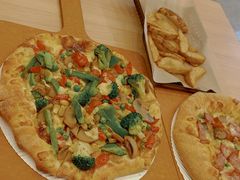 -达美乐比萨(新洲店)