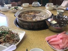 -东巴谷野生菌火锅餐厅
