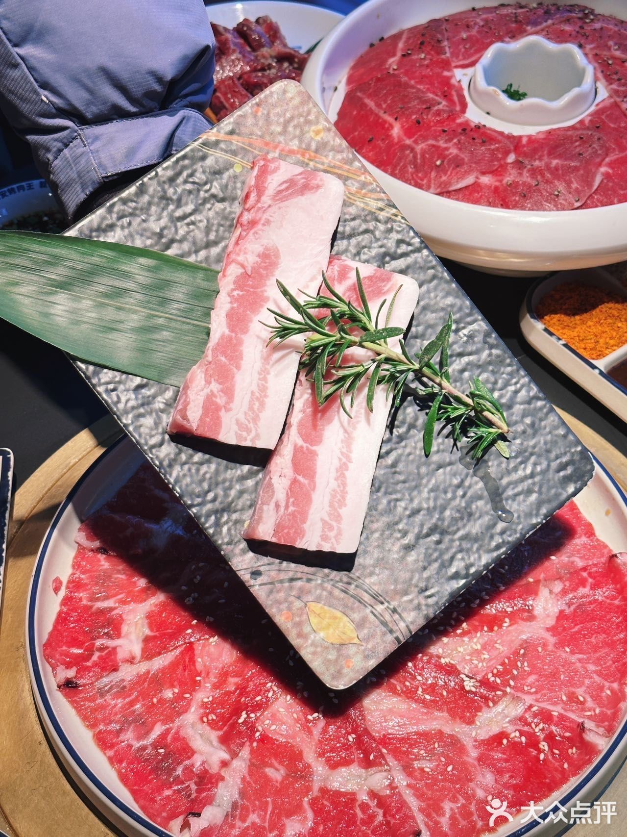 复工开心咥烤肉，拒绝EMO!