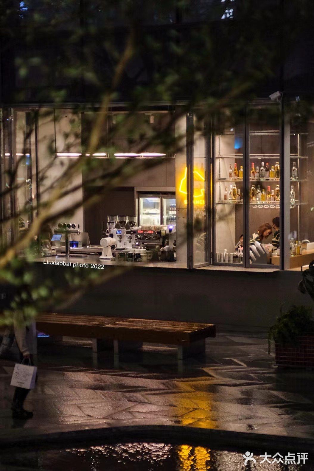 深圳咖啡｜某一天下着雨的傍晚喝着山池的咖啡