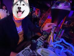 -UP嘻哈酒吧(粉巢店)