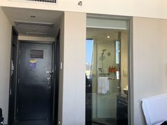 -桔子酒店(深圳东门湖贝地铁站店)