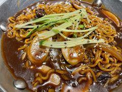 炸酱拉面-富乐满韩国正宗炸鸡韩国料理(虹泉路店)