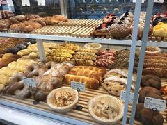-焙丽拾光(麦凯乐直营店)