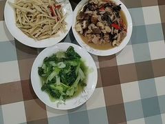 -乐禧母婴全自营月嫂(宝山店)