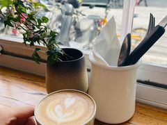 燕麦拿铁-Egg•Allday Brunch(襄阳北路店)