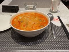 冬阴功汤配河粉-PHO東田越南粉(苏州中心店)