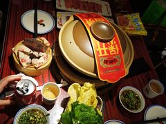 -沙胆彪炭炉牛杂煲(上海日月光广场店)