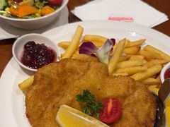 -申德勒加油站餐厅(三里屯北小街店)