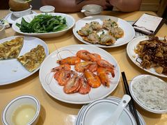 -鹏城人家海鲜酒家·23年老字号(较场尾店)
