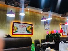 大堂-槐店王婆大虾(长江道店)