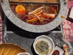 -牛YO寿喜烧·铁板烧和牛火锅自助(市府恒隆店)