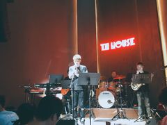 -TZ House音乐现场(来福士中心店)