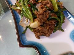 铁板牛犊肉-阿西娅食府(中关村店)