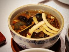 椰子炖乌鸡-小粤楼·怀旧粤菜(万辉国际广场店)