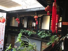 -蔼若春.传承三十年云南菜(金碧公园店)