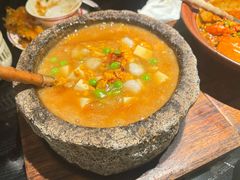 招牌石锅海胆豆腐-锦楼·臻选新杭帮(杭州中心店)