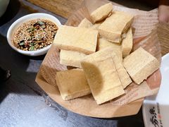 -夯鱼烤鱼·尔滨地标美食(中央商场店)
