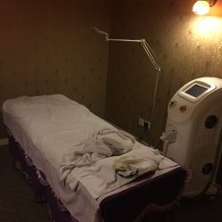 -伊姿衫日瘦 ·科技瘦身 ·纤体美妍