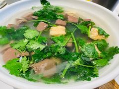 馋口鸭血汤-馋三尺蟹粉小笼(人民广场店)
