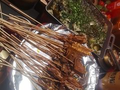 -何师烧烤Pro ·江湖川菜·小龙虾·精酿(太古里旗舰店)