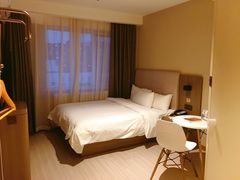 -汉庭(北京大兴枣园地铁站店)