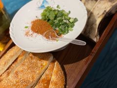 骨髓配馕-乡村馕坑肉·烧烤·新疆菜·本地人更爱吃(阿勒泰首店)