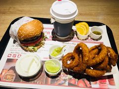 -The Habit Burger Grill 哈比特汉堡(复兴soho店)