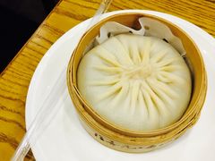蟹粉汤包-隆喜元鱼汤包·海鲜(中联广场店)